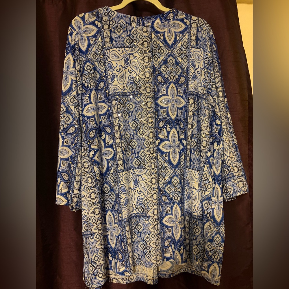 Patterned Blouse NWT - image 4